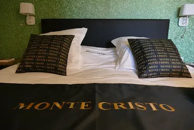                 Hotel info & The story of Monte Cristo-image