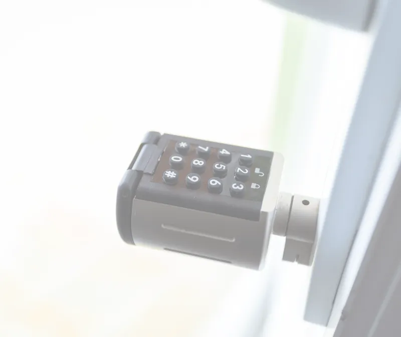 Check-in & Check-out-image