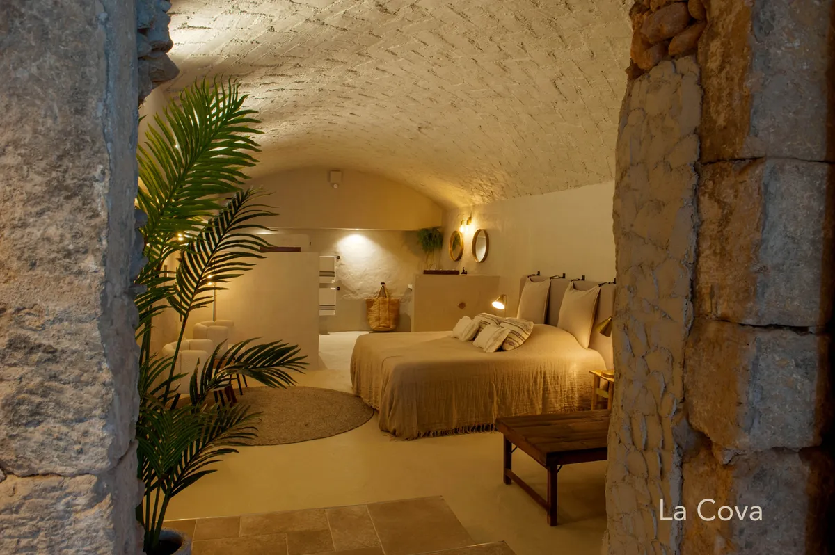 La Cova-image