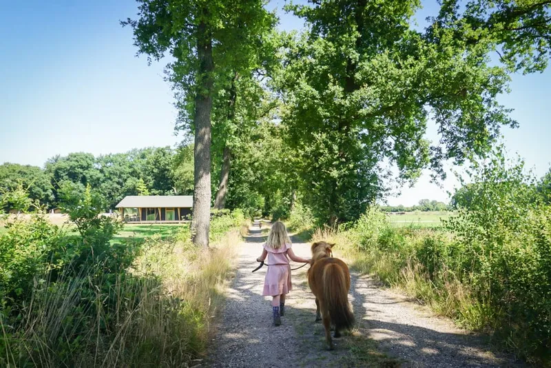 De boerderij-image