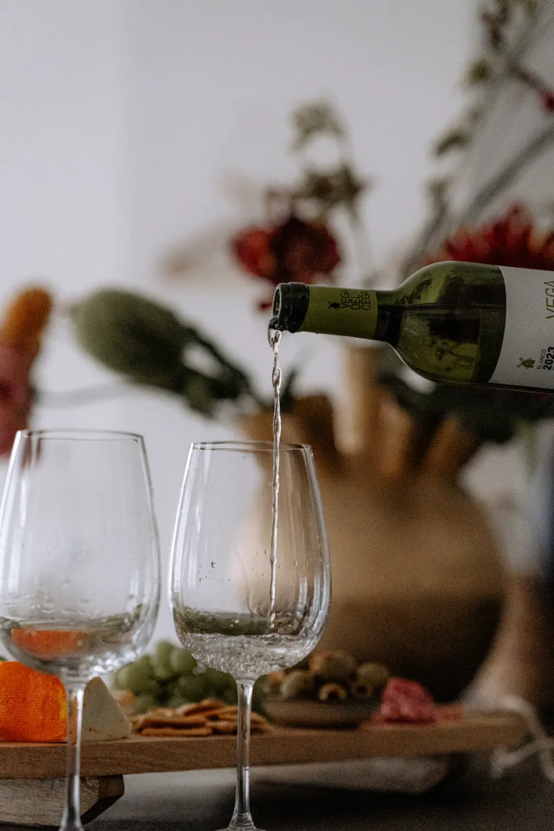 W Y C K - E N D tips-image