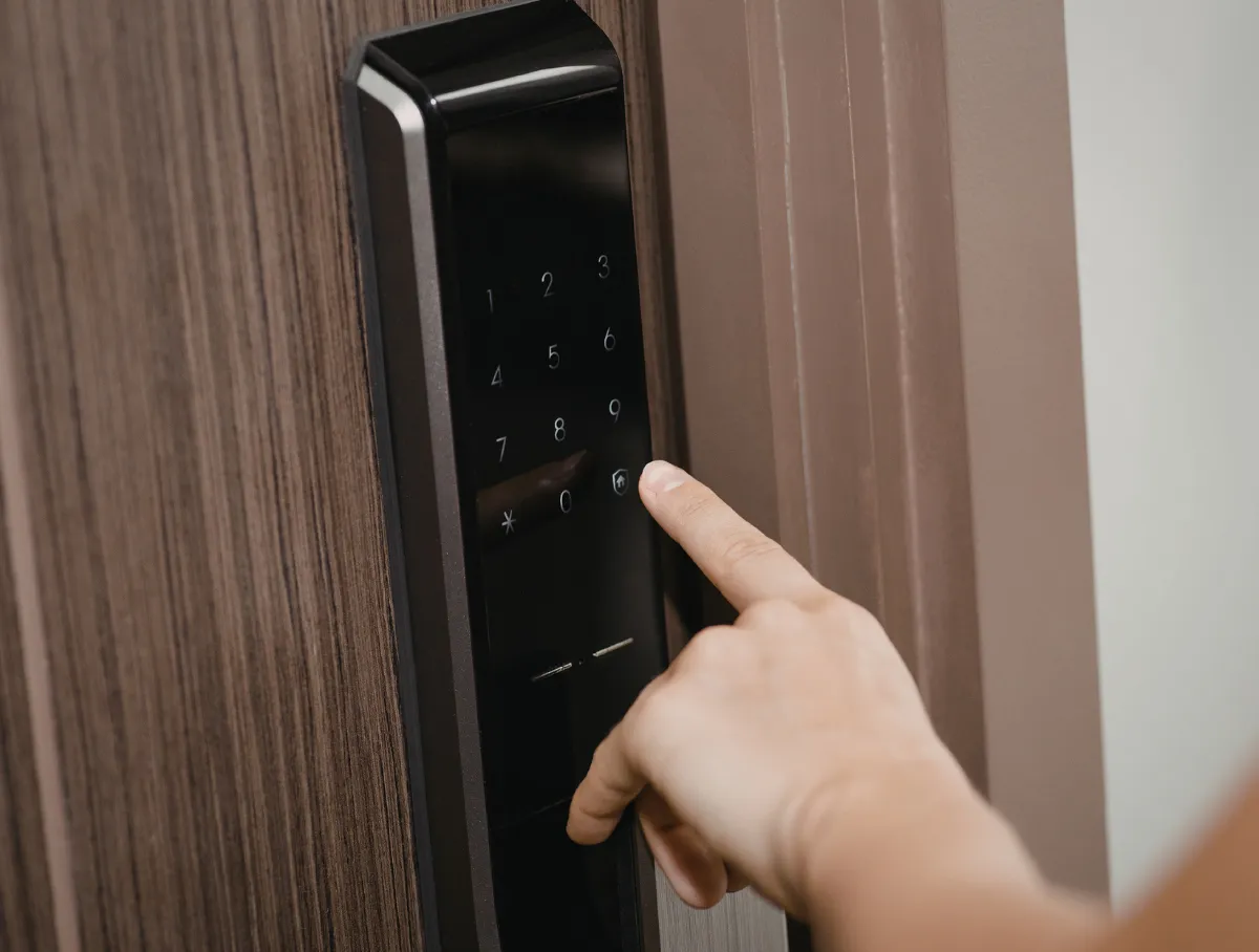 2. Entree, parkeerplaatsen, receptie, lift-image