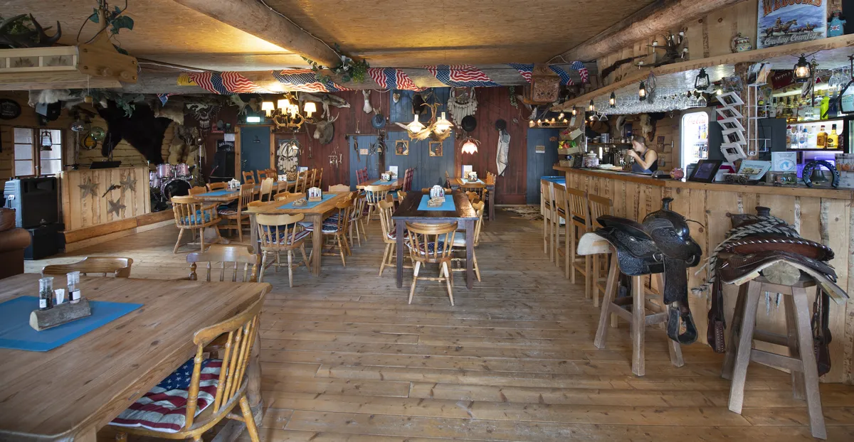 Saloon & restaurant-image
