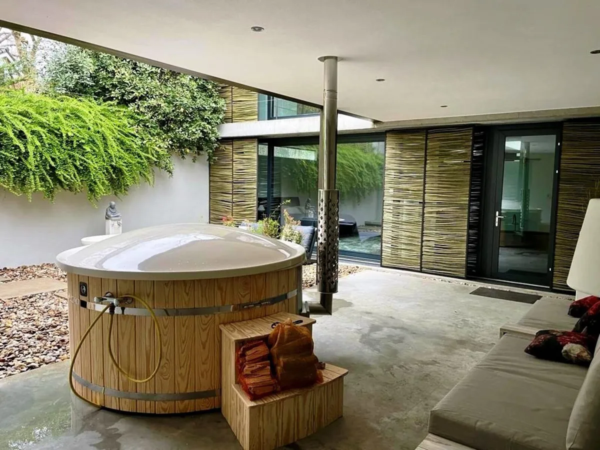 Hottub-image