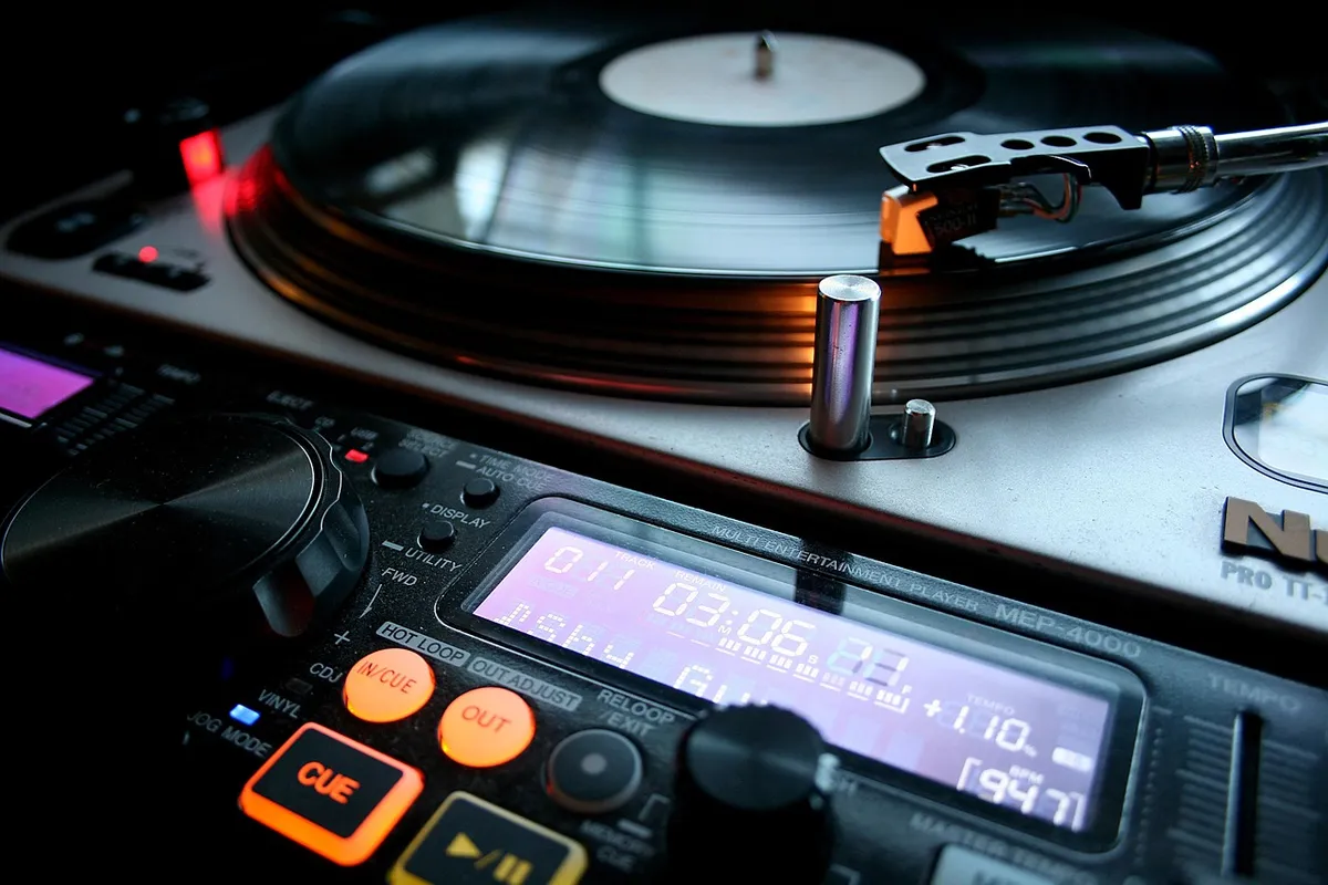 Radio-image