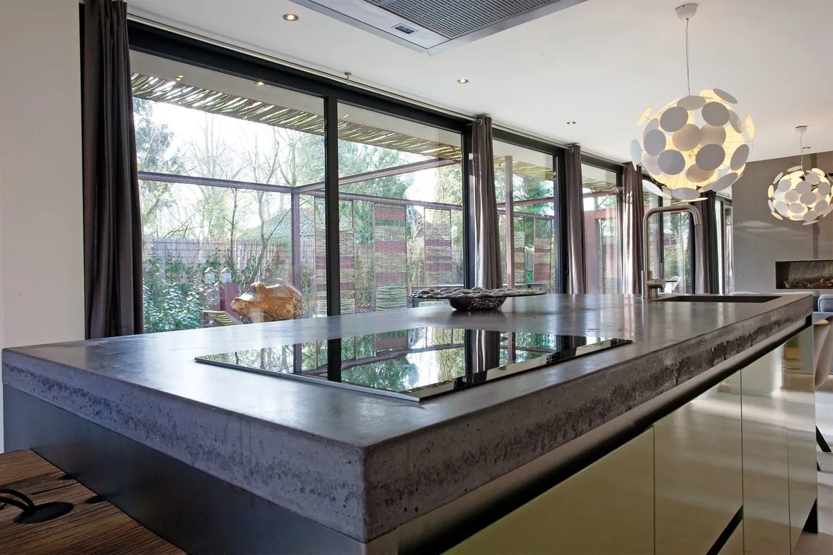 Aanwezig bij aankomst-image