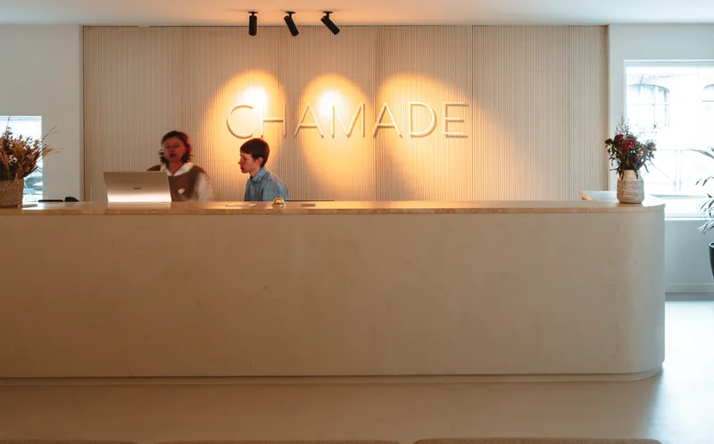 Contacteer Receptie-image