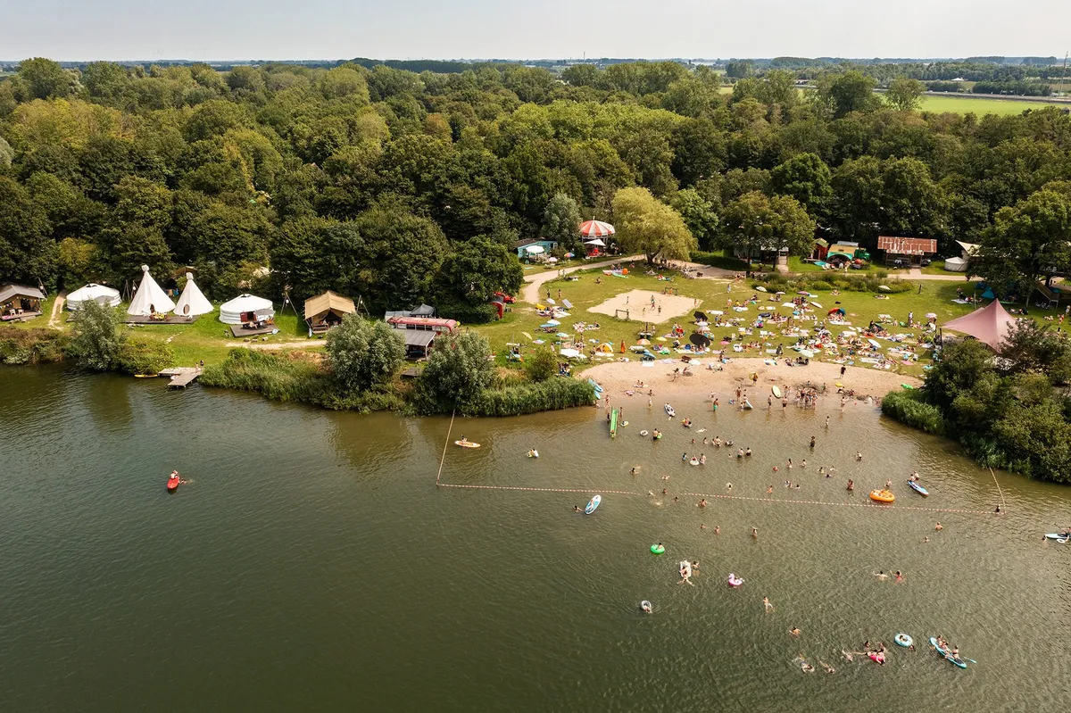 Zwemmen en Strand-image