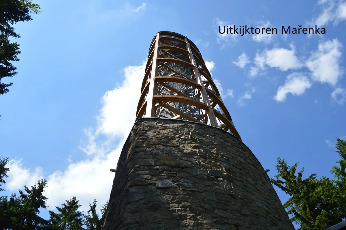 Uitkijktoren Mařenka   10km-image