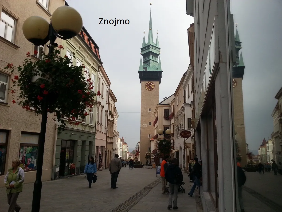 Znojmo   54 km-image