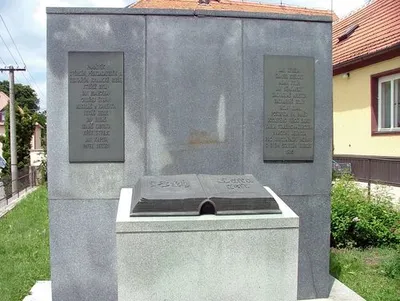 Kralice nad Oslavou  45 km-image