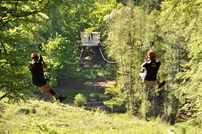 Zippline, boom klimmen Söderåssen-image